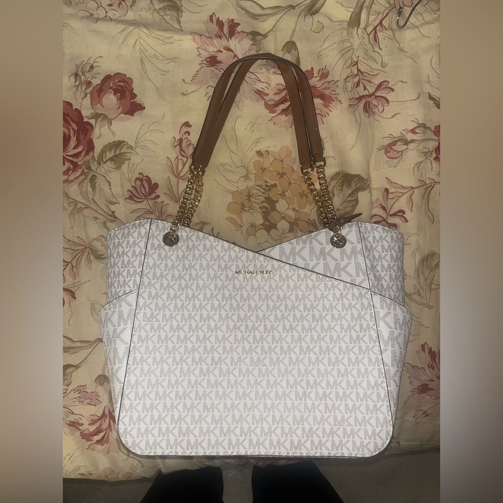 *BRAND NEW 🆕/UNUSED* Michael Kors Vanilla Jet Set Large Logo Shoulder Bag - Picture 7 of 16